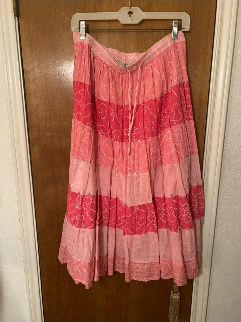 Tiered Pink Bandana-Print Maxi Skirt. L